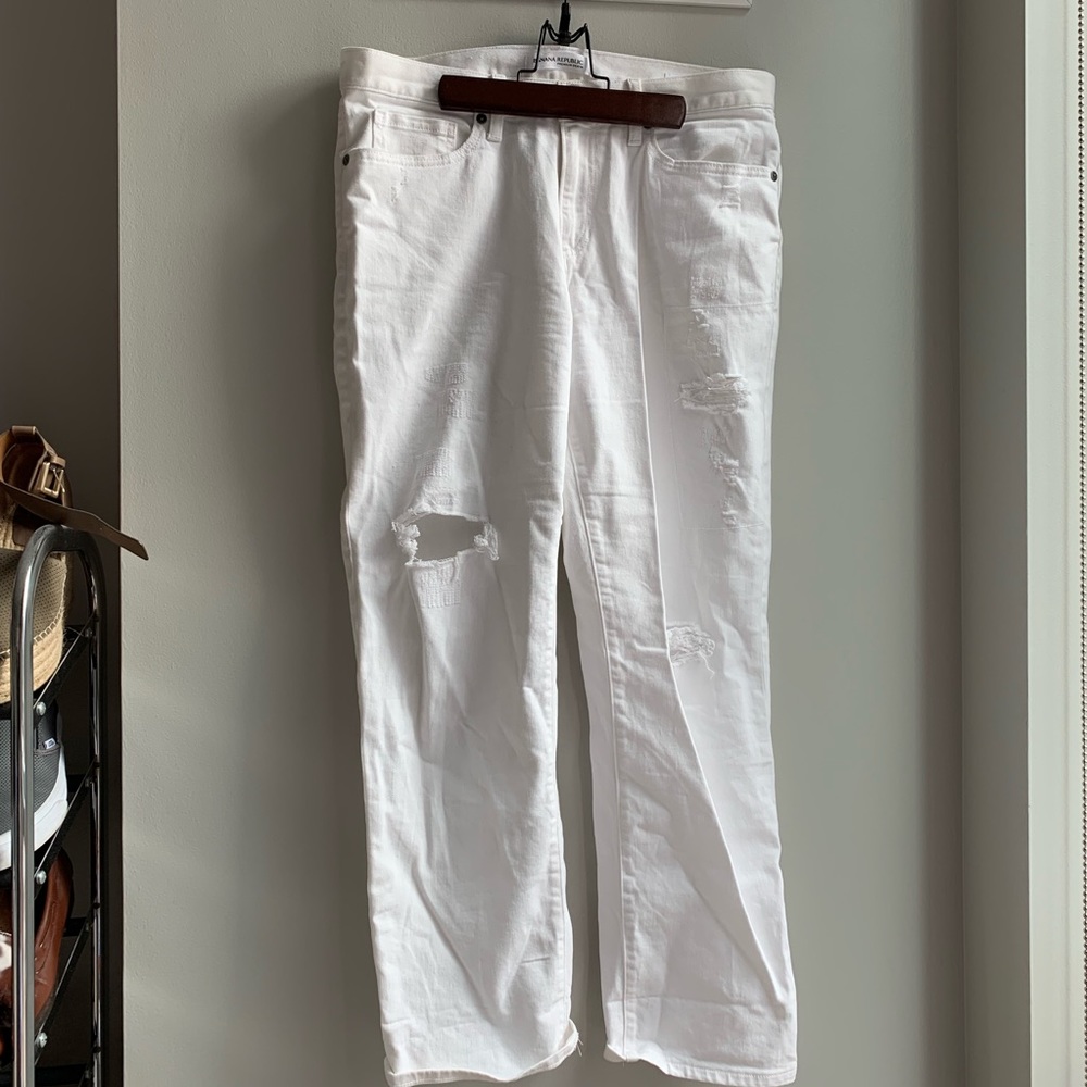 Banana Republic White Boyfriend Jean